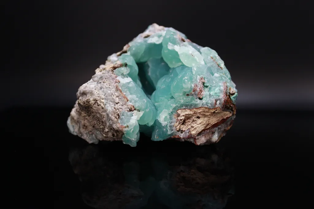Smithsonite, Cavity filling - image 2