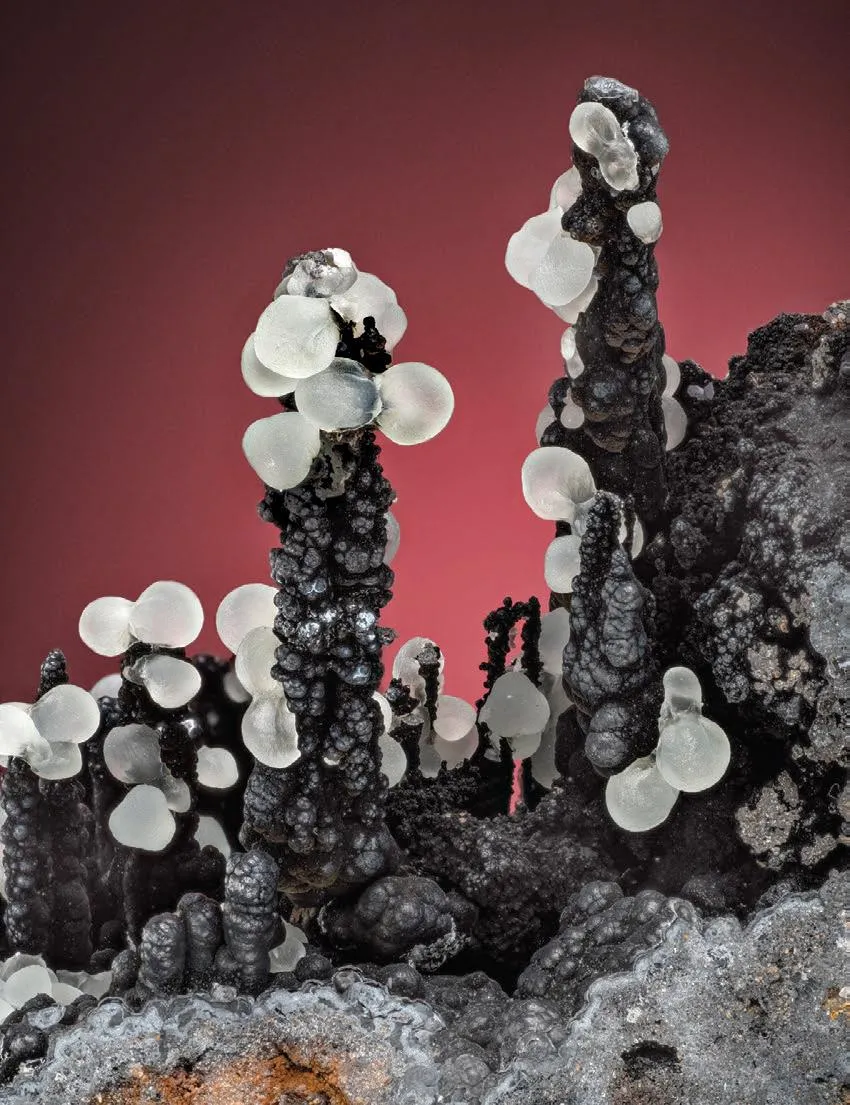 Smithsonite, Coronadite - image 1