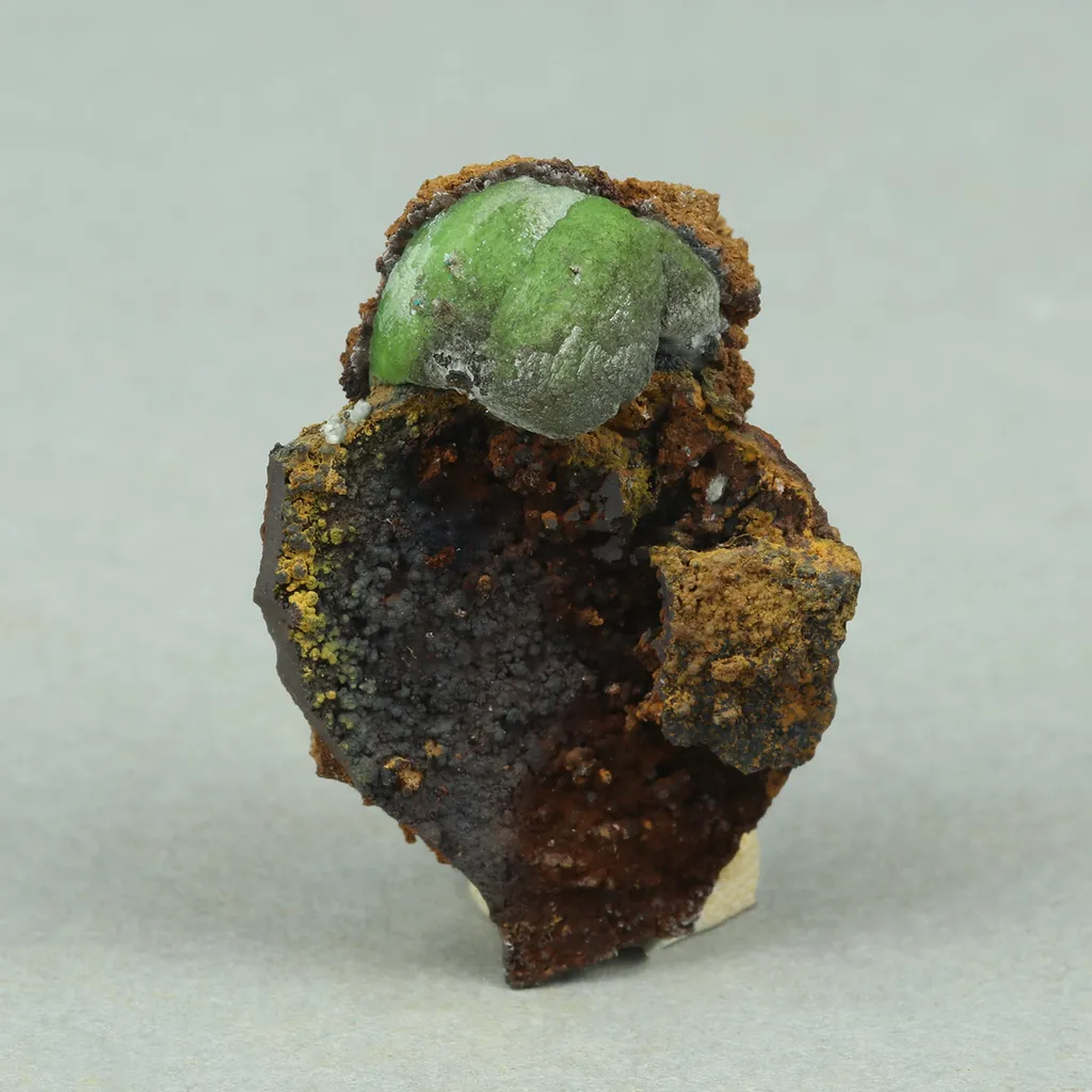 Smithsonite from Greece, Attica, Lavrion Mining District, Sounion mine no. 6, Lavrion image