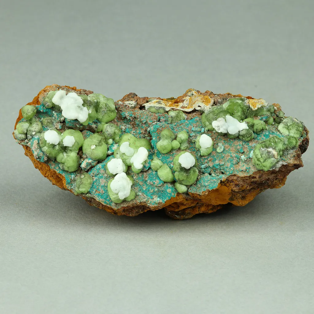 Smithsonite from Greece, Attica, Lavrion Mining District, Sounion mine no. 6, Lavrion image