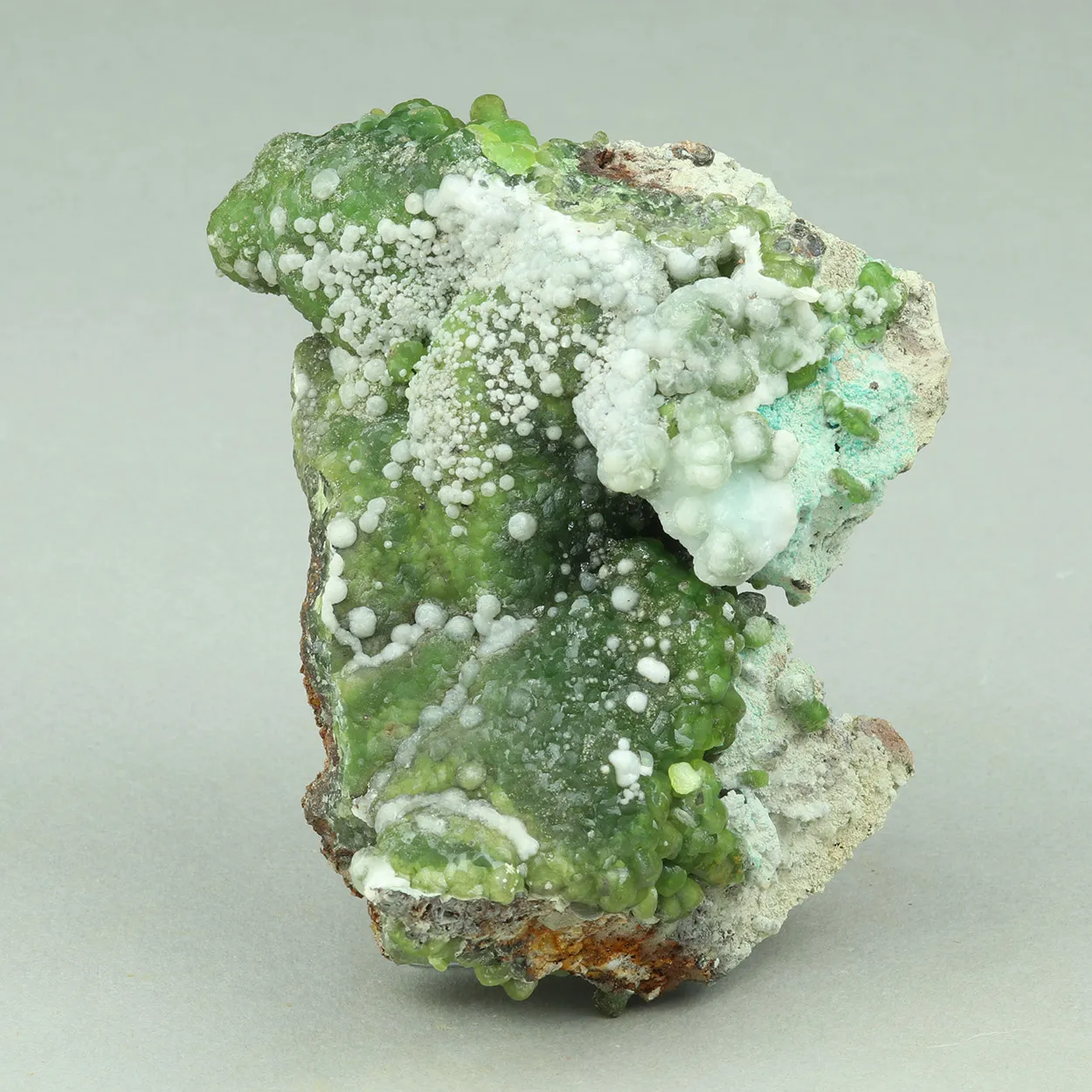 Smithsonite from Greece, Attica, Lavrion Mining District, Sounion mine no. 6, Lavrion - image 1