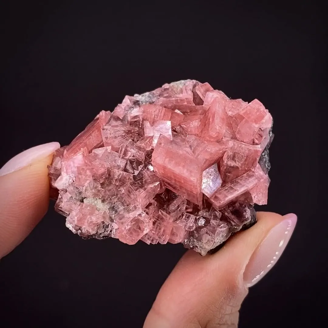 Smithsonite (Mn-bearing) - image 2