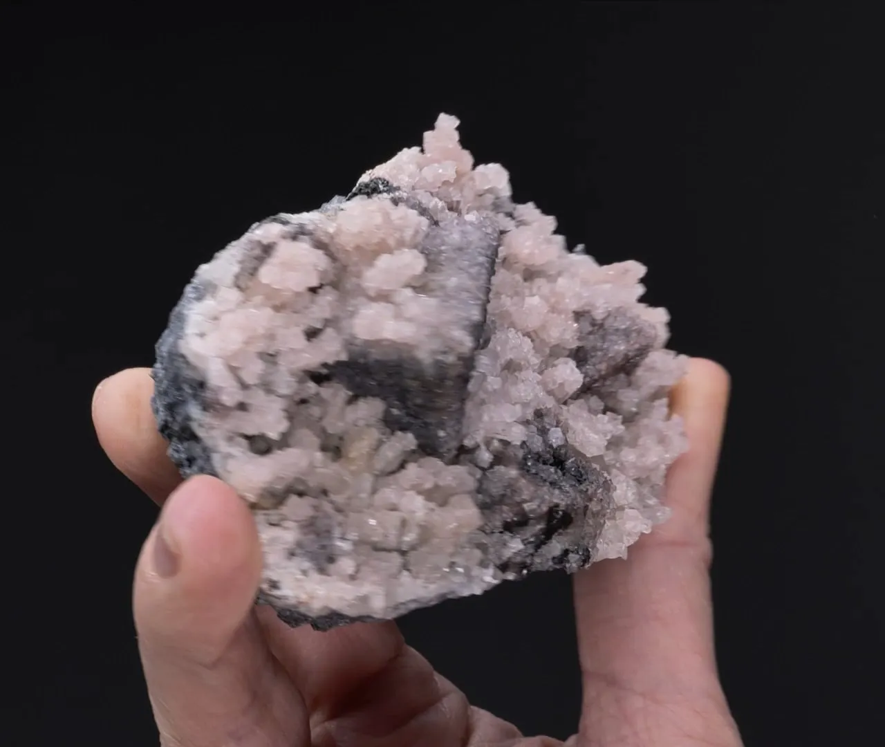 Smithsonite on Tennantite on Quartz - image 2
