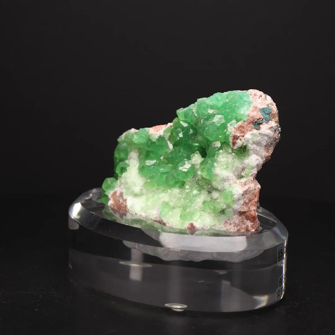 Smithsonite v. Cuprian, Dolomite - image 2