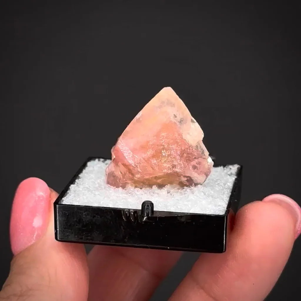 Smithsonite var. Cobaltian image