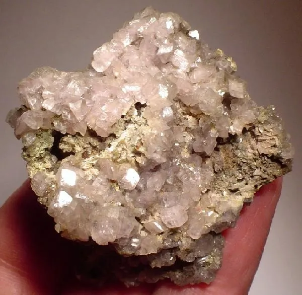 Smithsonite (Var: Cobaltoan Smithsonite) image