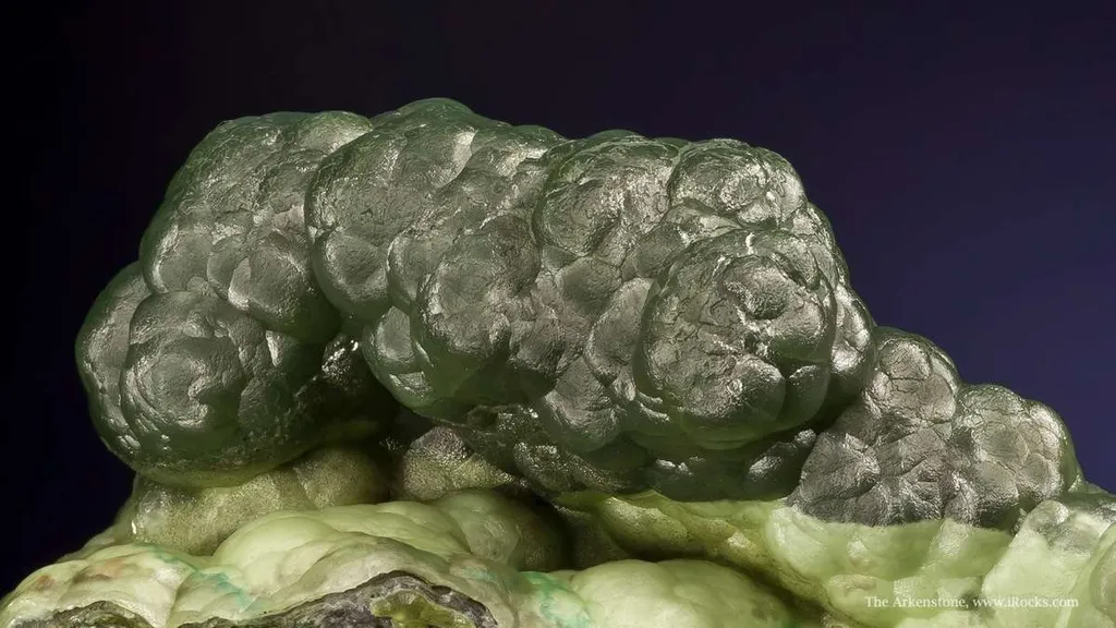 Smithsonite Var. Cuprian - image 4