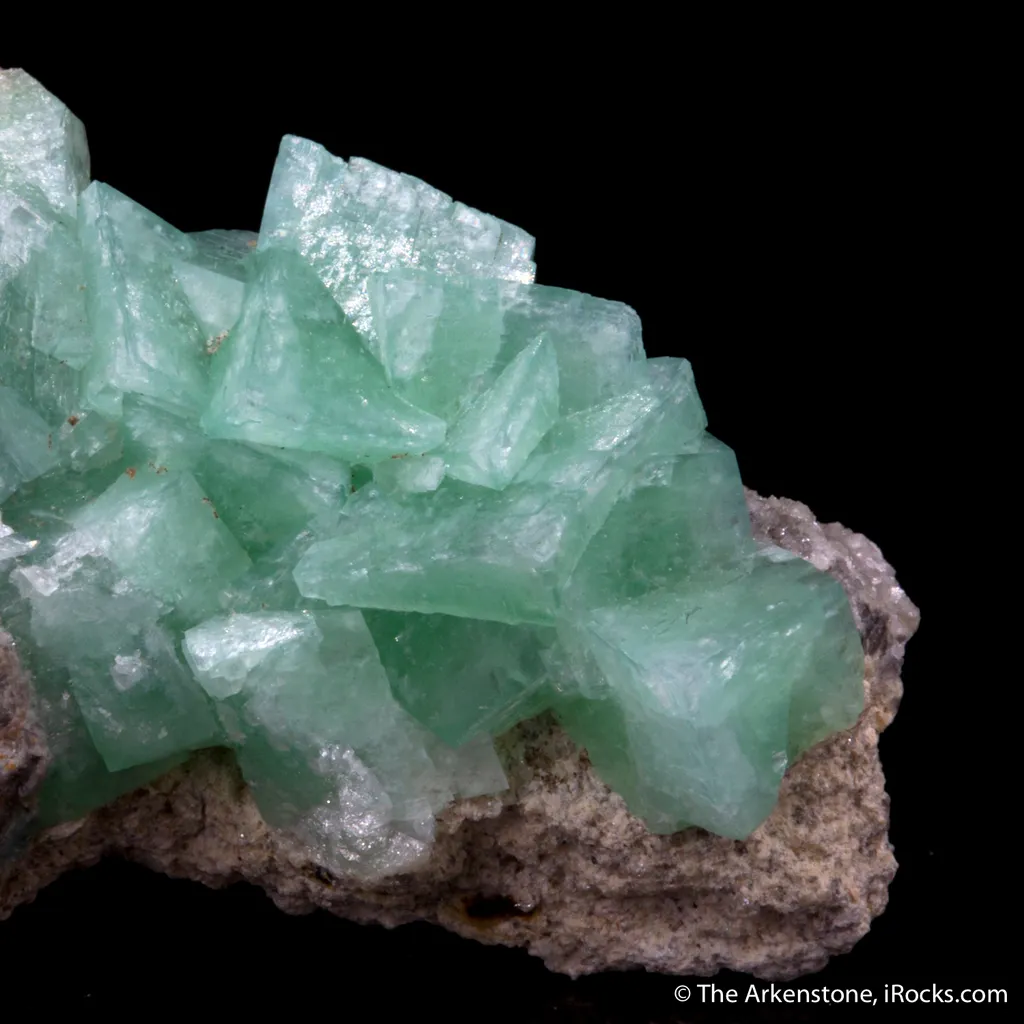 Smithsonite var. Cuprian Smithsonite image
