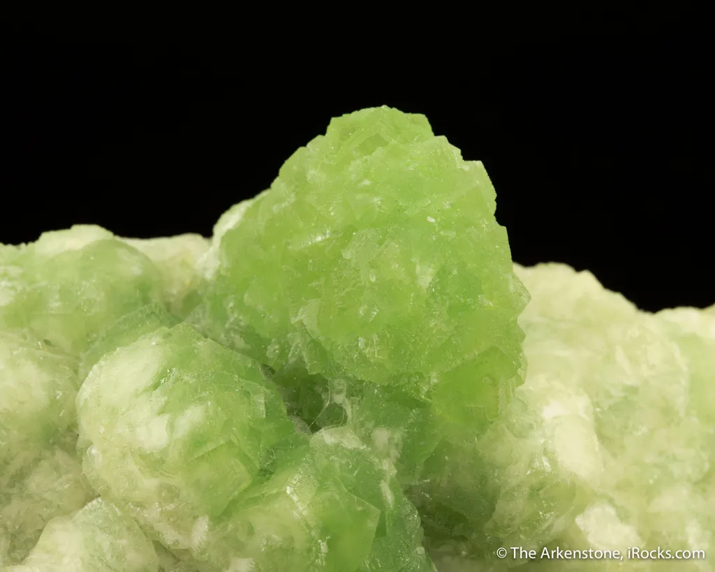 Smithsonite var. Cuprian Smithsonite image
