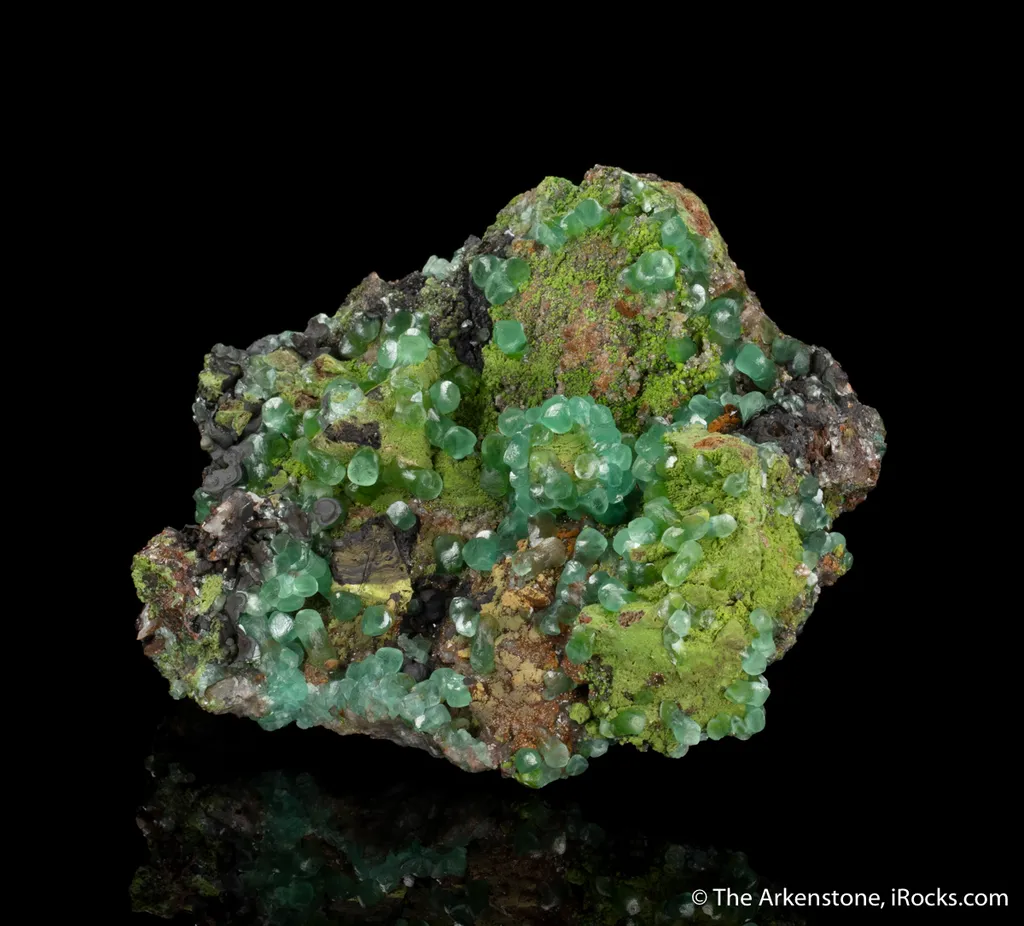 Smithsonite var. Cuprian Smithsonite, with Mottramite - image 3