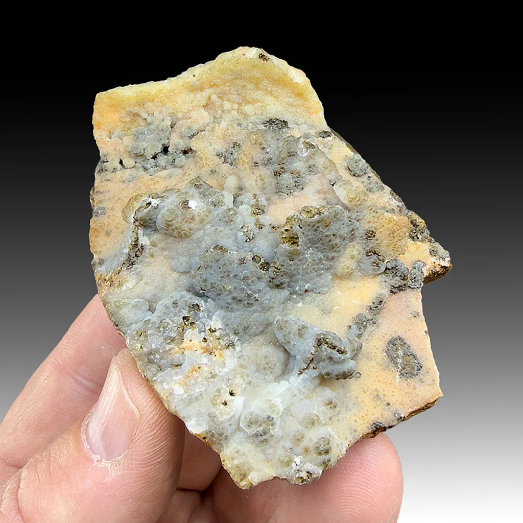 Smithsonite with Adamite image