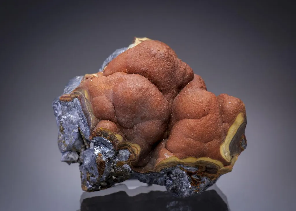 Smithsonite with Galena Baryte, Sphalerite and Calcite image