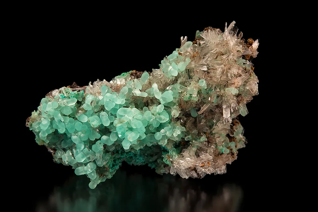 Smithsonite with Hemimorphite image