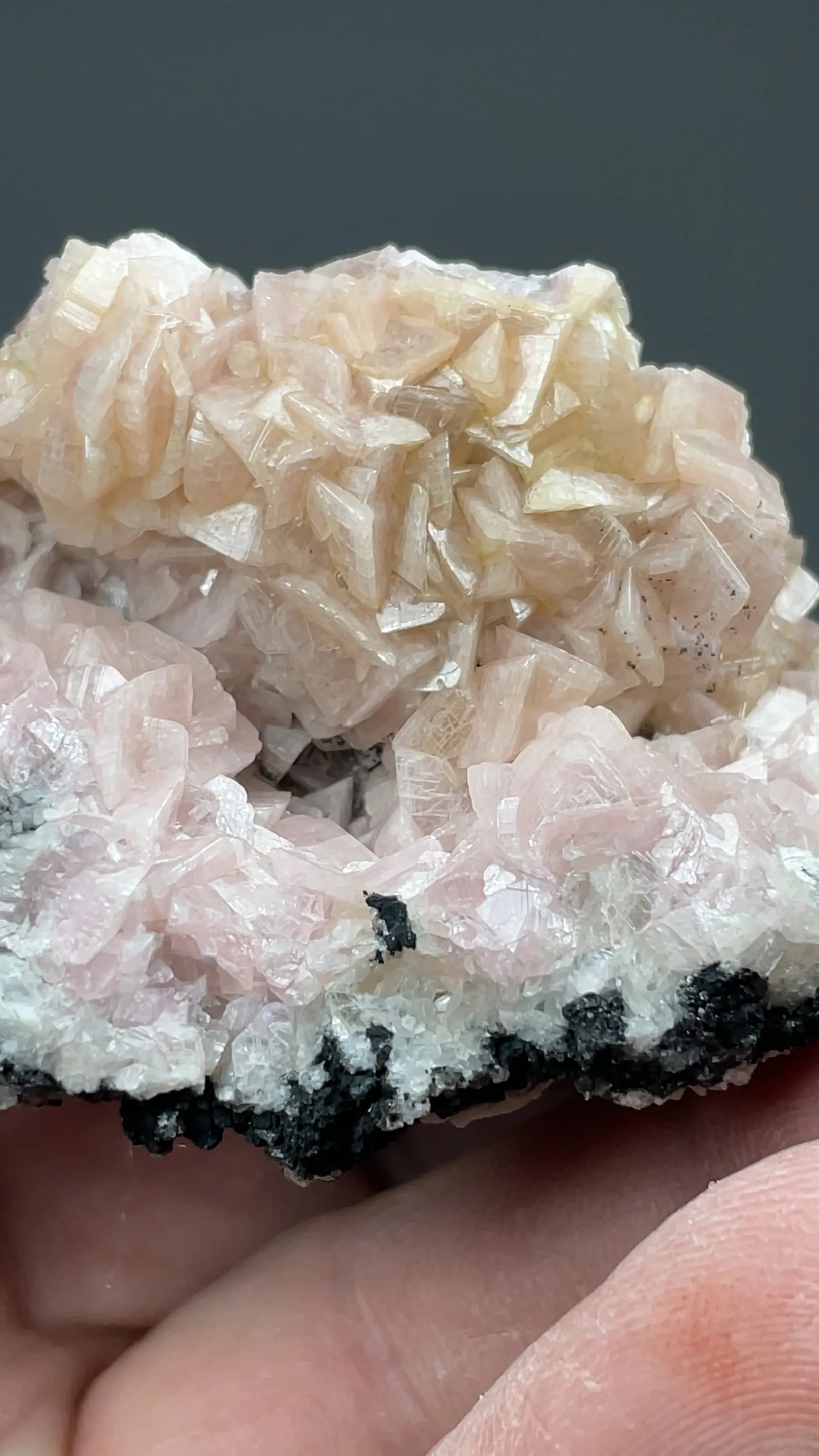 Smithsonite with Pyrite, Sphalerite, Quartz - image 2