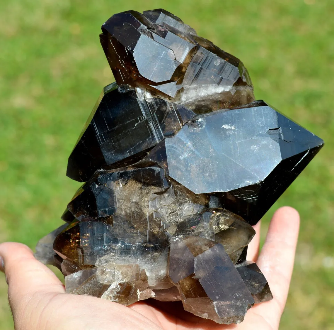Smoky Quartz 1288 grams - Mont Blanc Massif, Auvergne-Rhône-Alpes, France - image 2