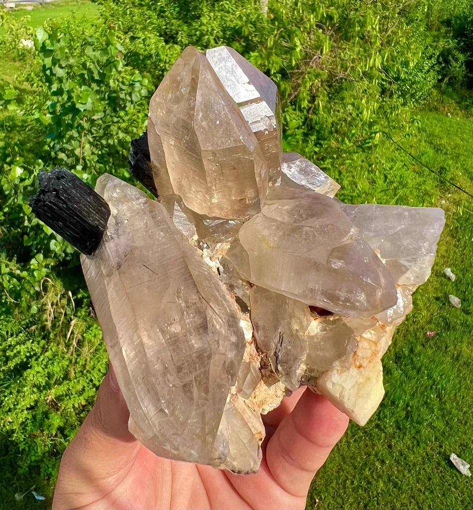 Smoky quartz - image 2