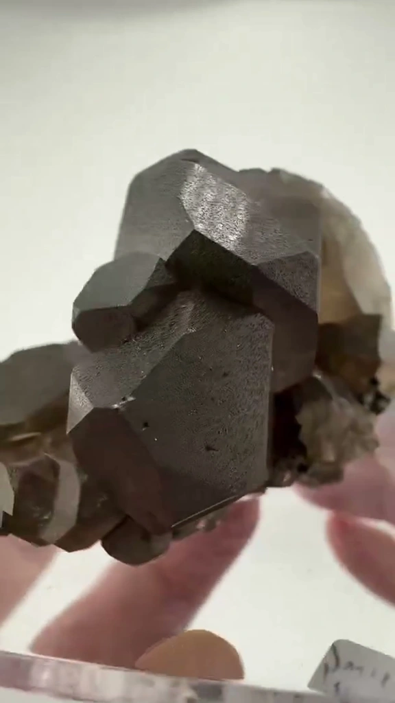 Smoky quartz - image 3