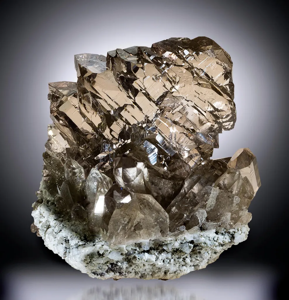Smoky Quartz, Dolomite image