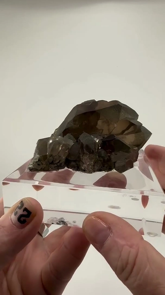 Smoky quartz image
