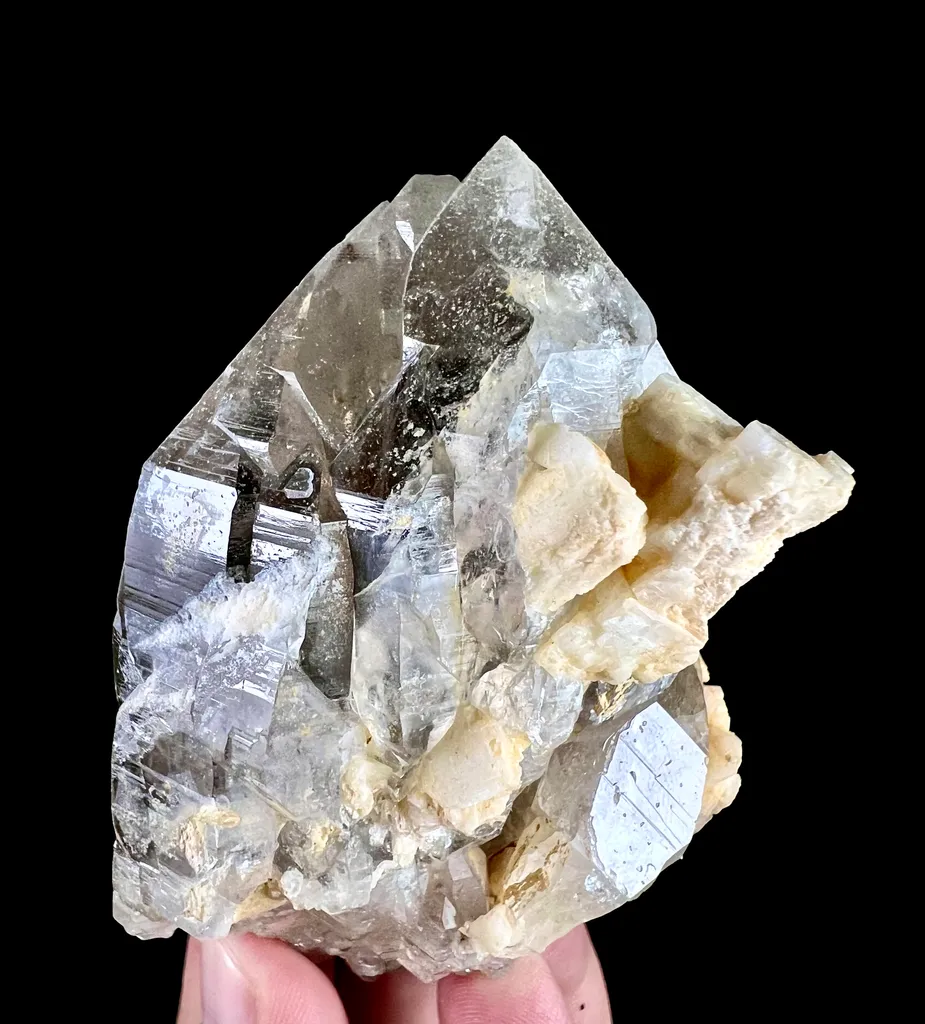 Smoky quartz from Pakistan - image 8