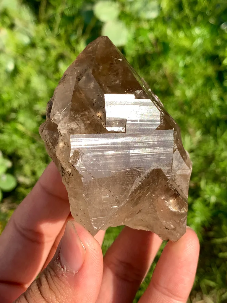 Smoky quartz from Pakistan - image 4