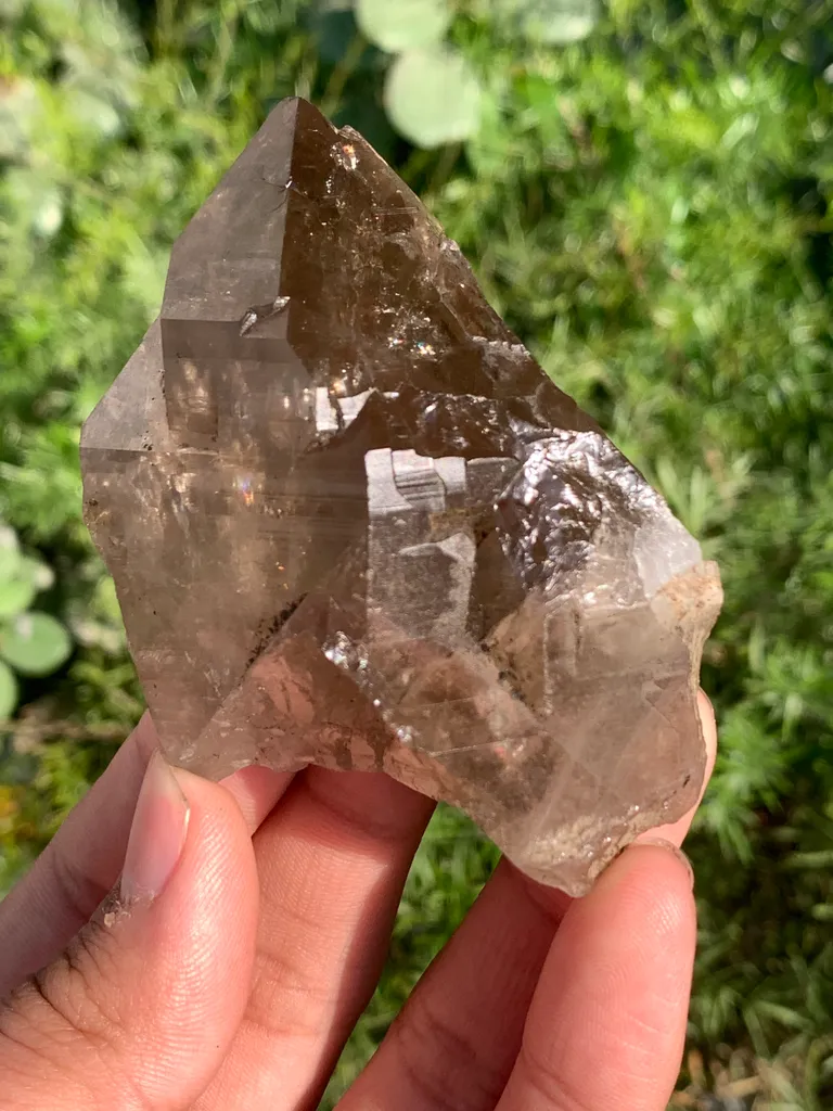 Smoky quartz from Pakistan - image 3