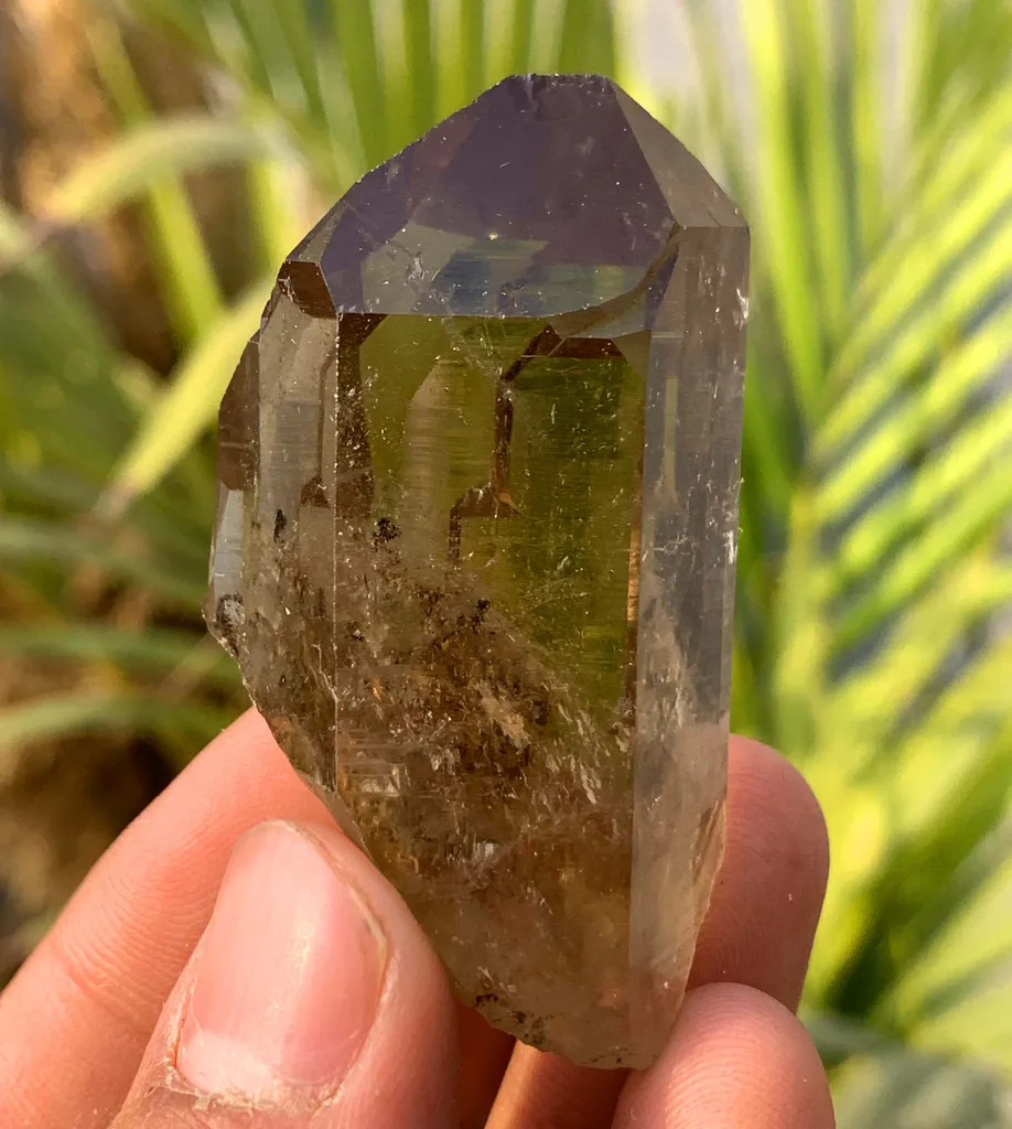 Smoky quartz from Pakistan - image 3