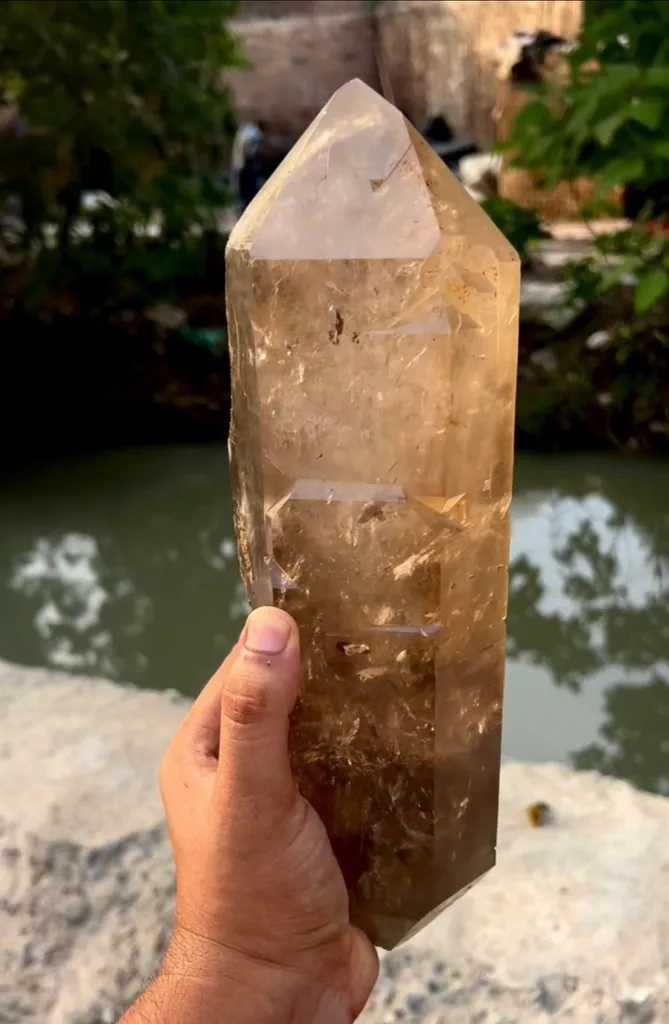 Smoky quartz from Pakistan - image 6