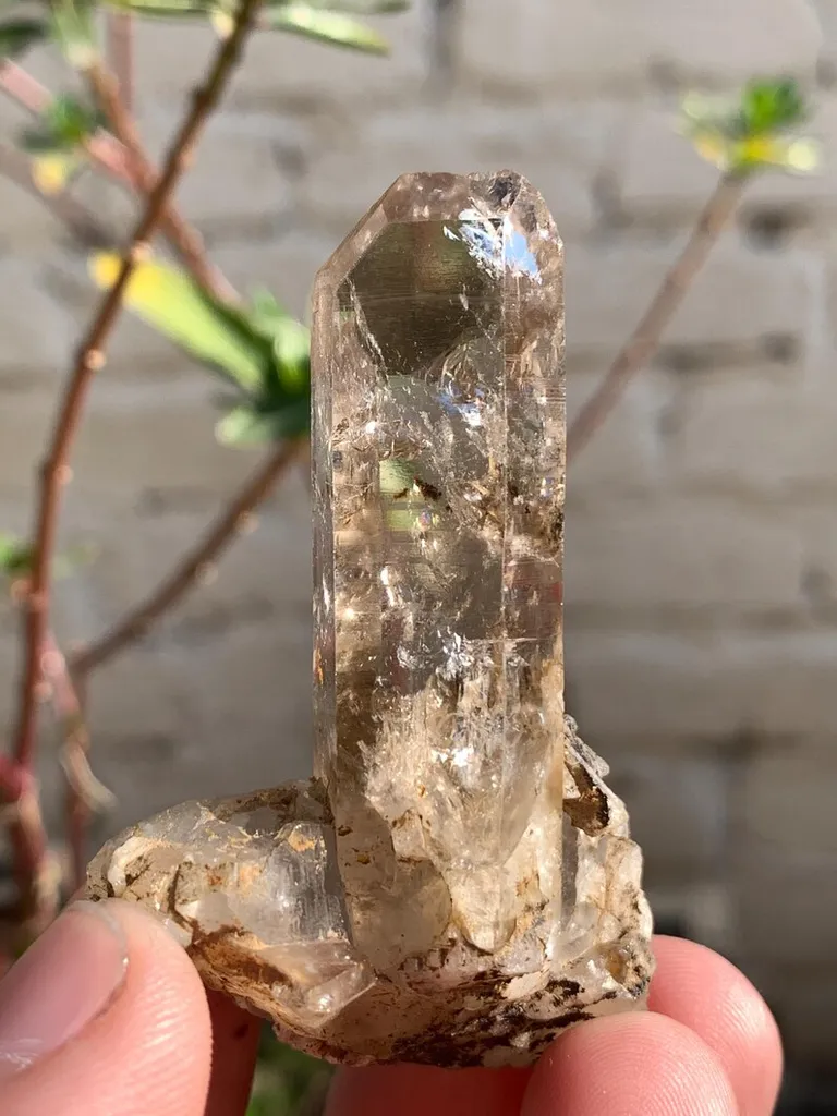 Smoky quartz from Pakistan - image 3