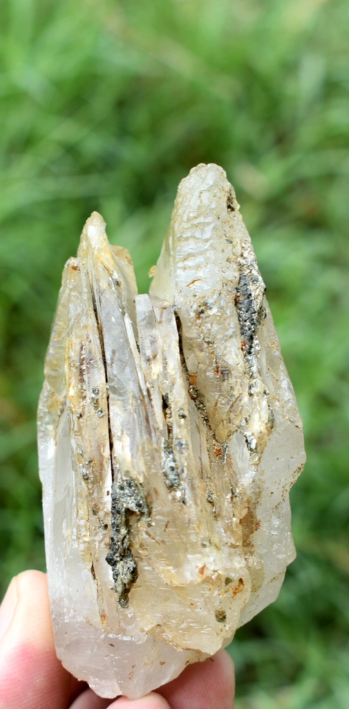 Smoky quartz from Pakistan - image 8