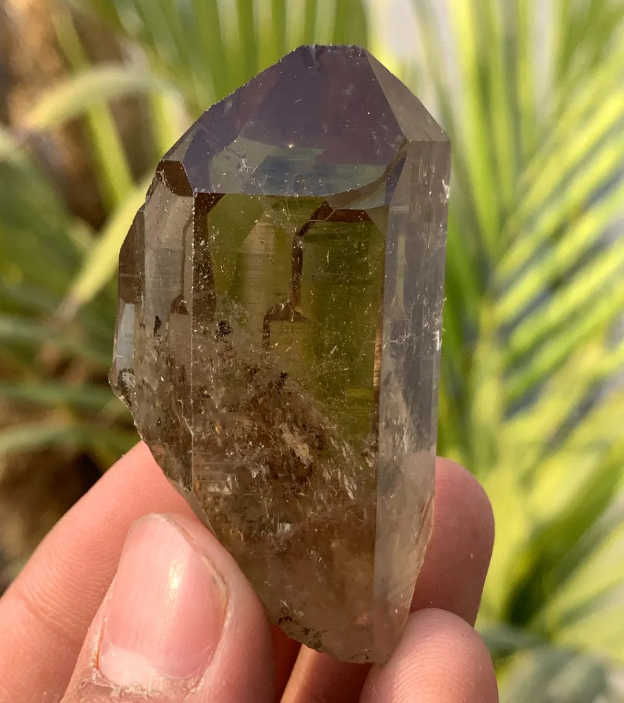 Smoky quartz from Pakistan - image 8