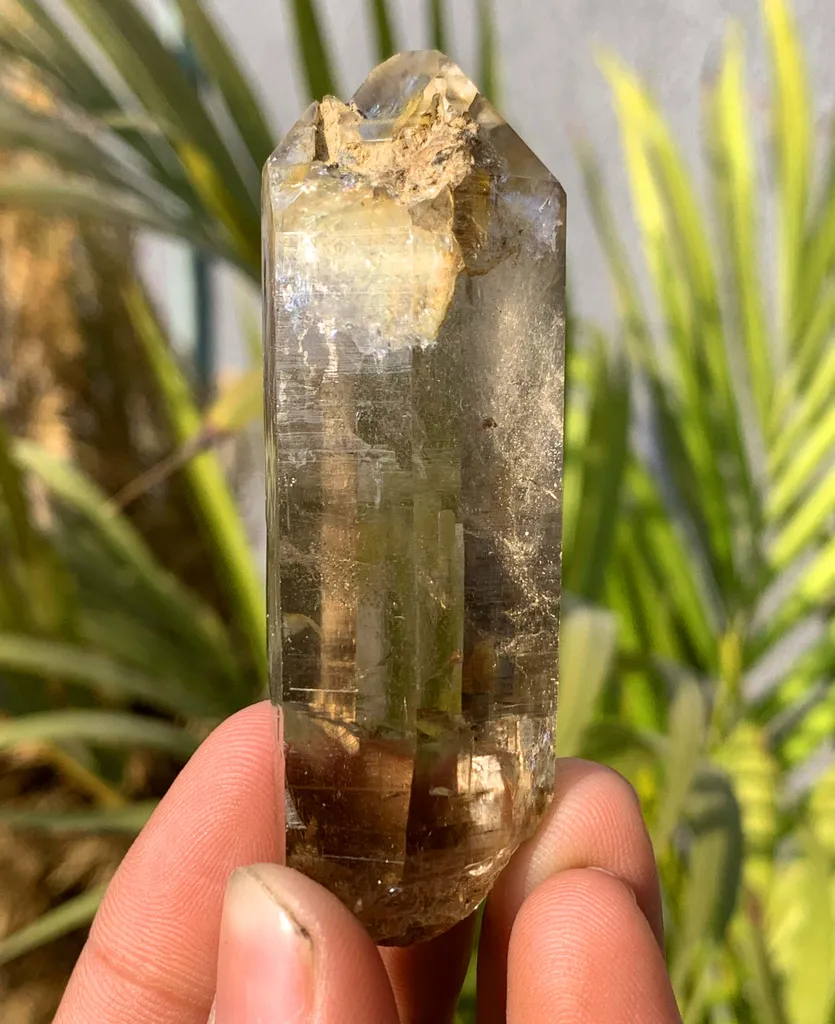 Smoky quartz from Pakistan - image 5