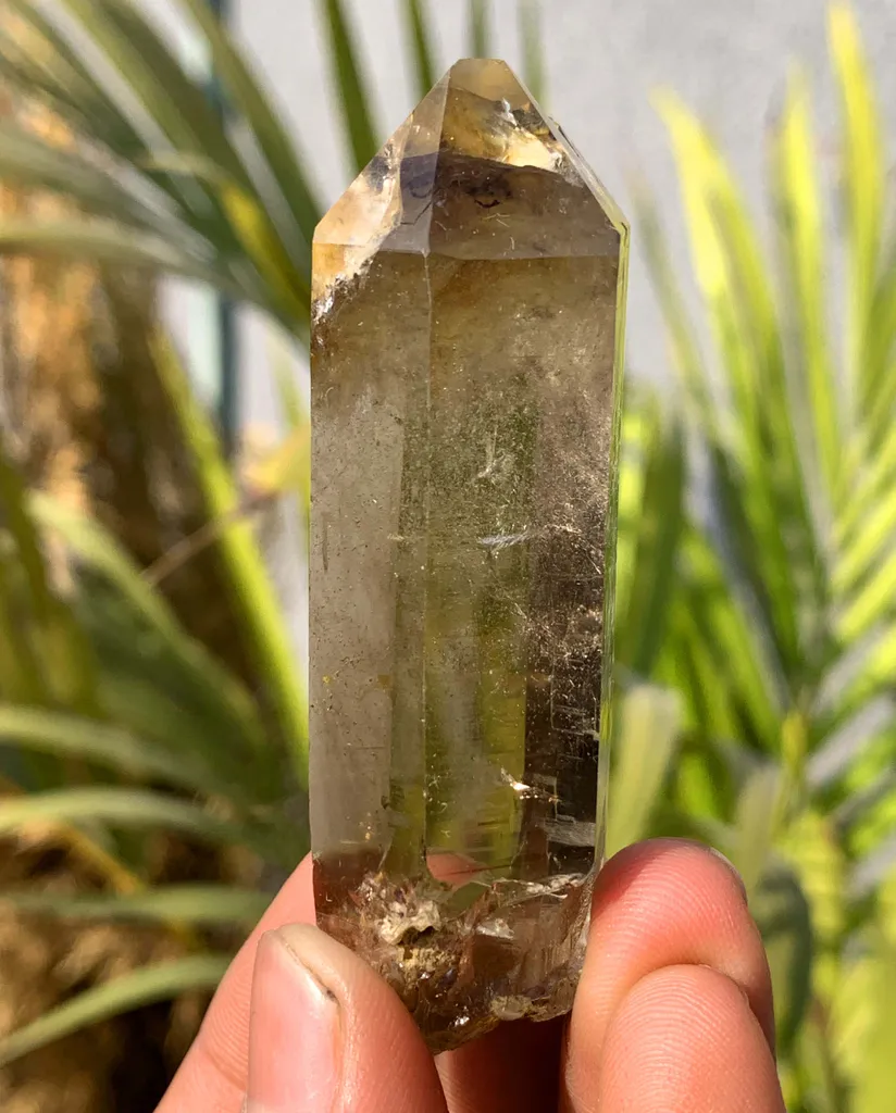 Smoky quartz from Pakistan - image 6