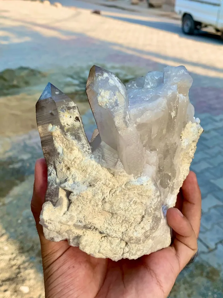 Smoky quartz from Skardu District, Gilgit-Baltistan, Pakistan - image 10