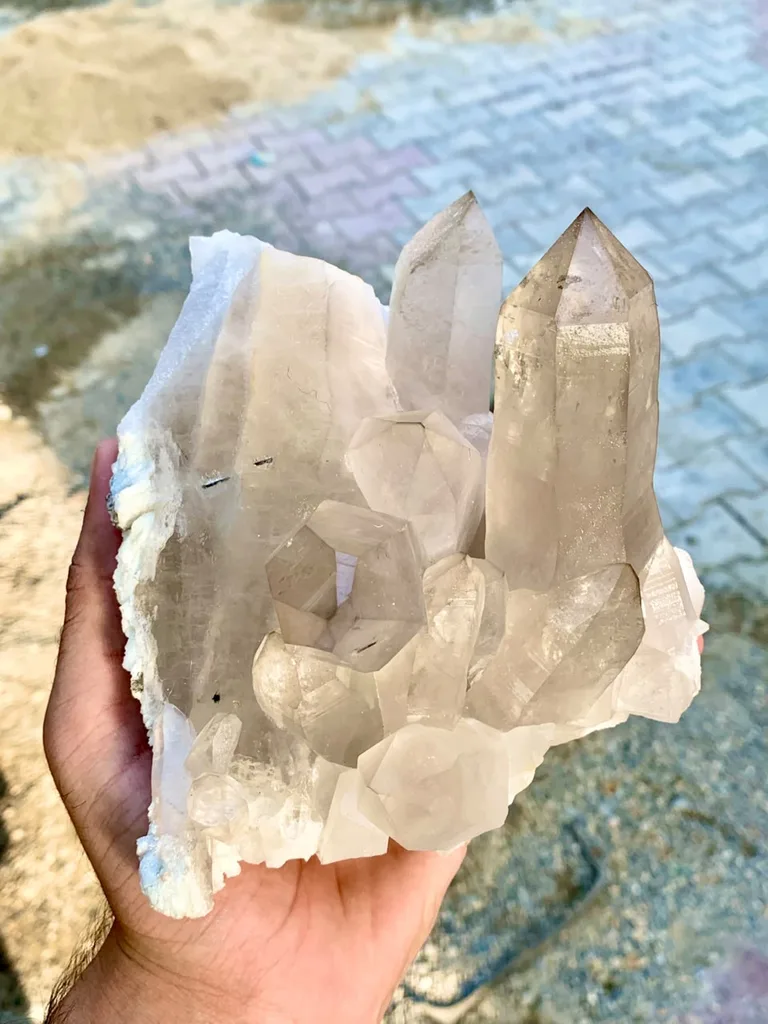 Smoky quartz from Skardu District, Gilgit-Baltistan, Pakistan - image 3
