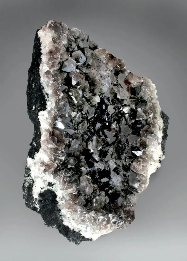 Smoky quartz from USA, New Jersey, Haledon, Braen Quarry image