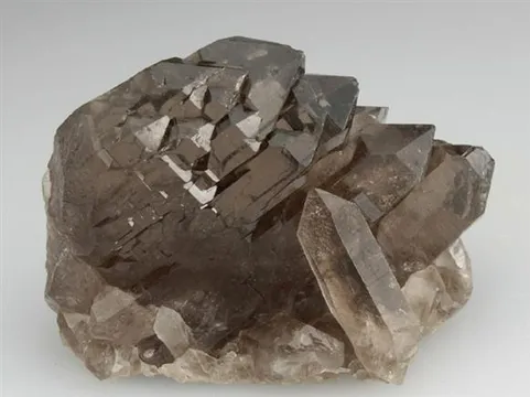 Smoky Quartz GWINDEL