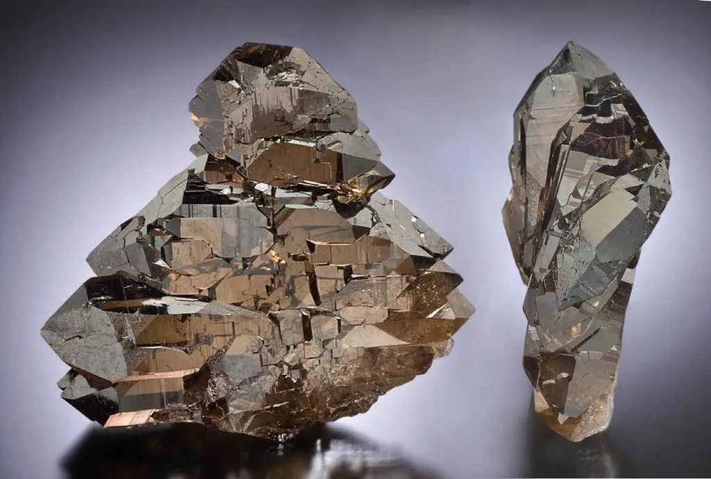 Smoky Quartz gwindel image