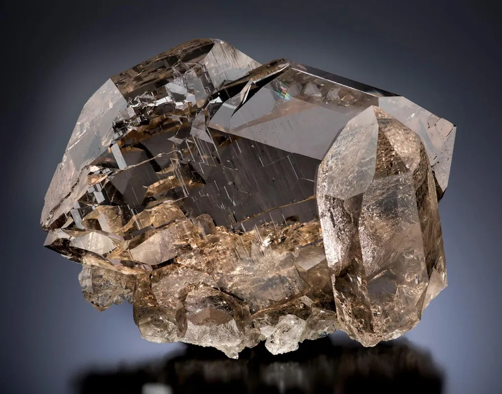Smoky Quartz gwindels image
