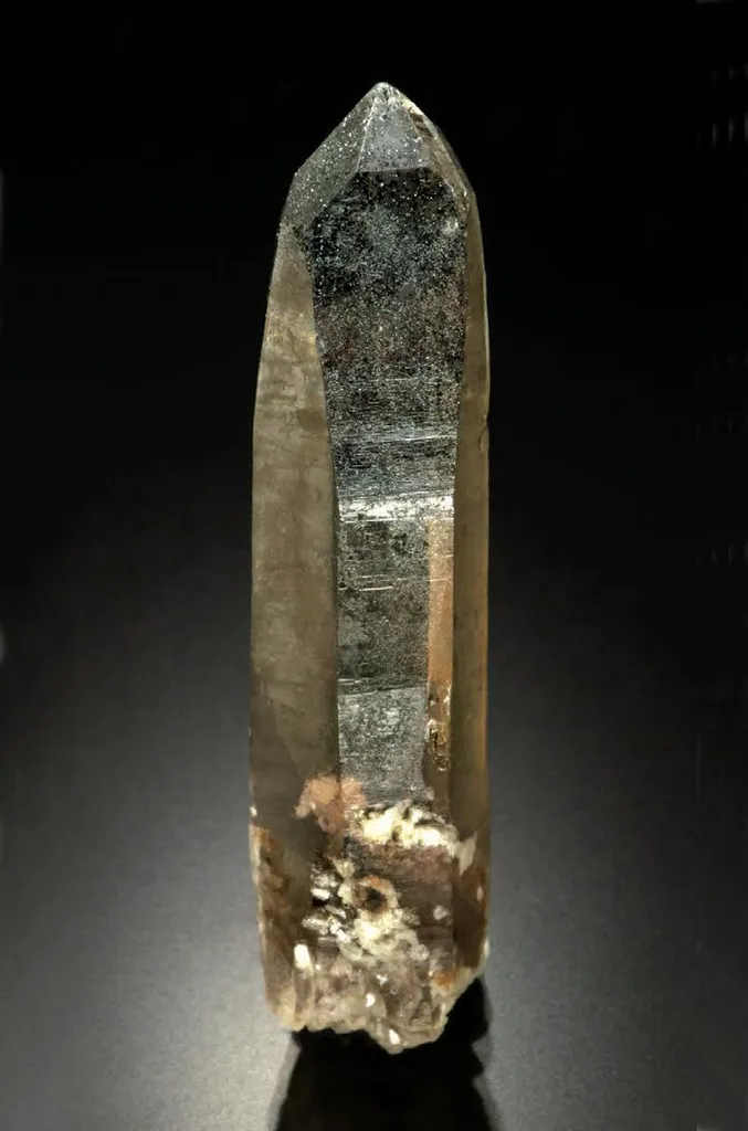 Smoky Quartz, Hematite image