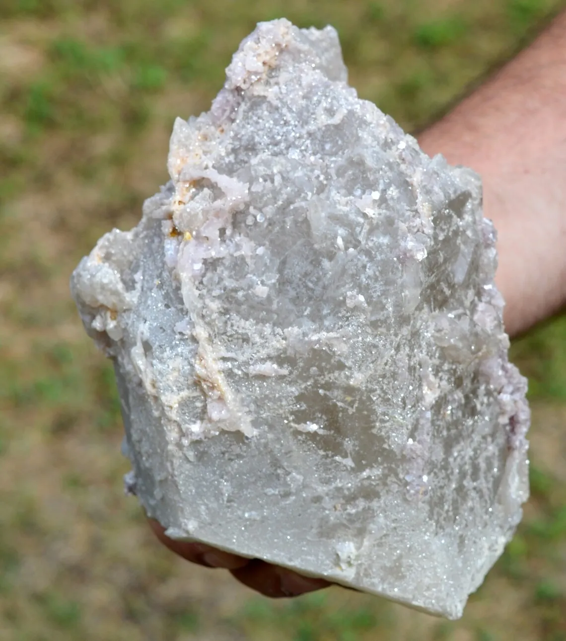 Smoky Quartz & Lepidolite Aquamarine 3240 grams - Minas Gerais, Brazil - image 4