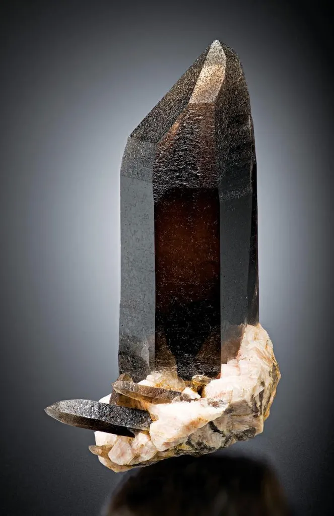 Smoky Quartz, Microcline image