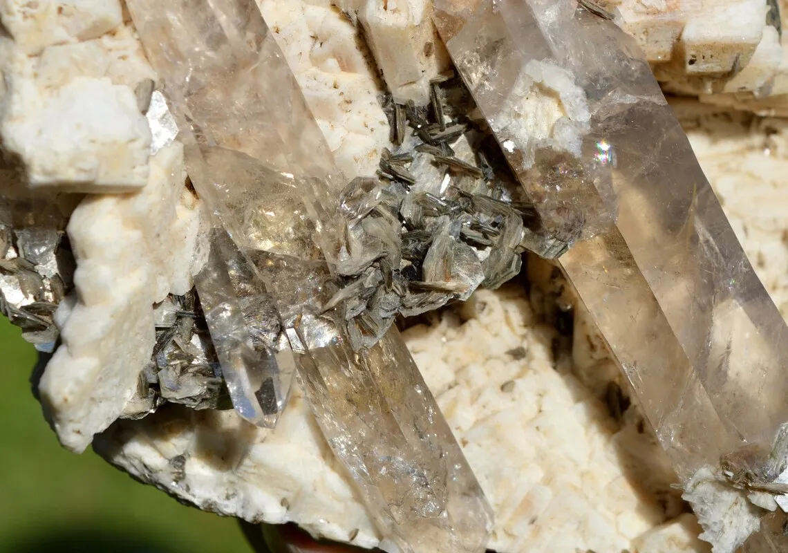 Smoky Quartz & Orthoclase Muscovite 1840 grams - Linópolis, Minas Gerais, Brazil - image 8
