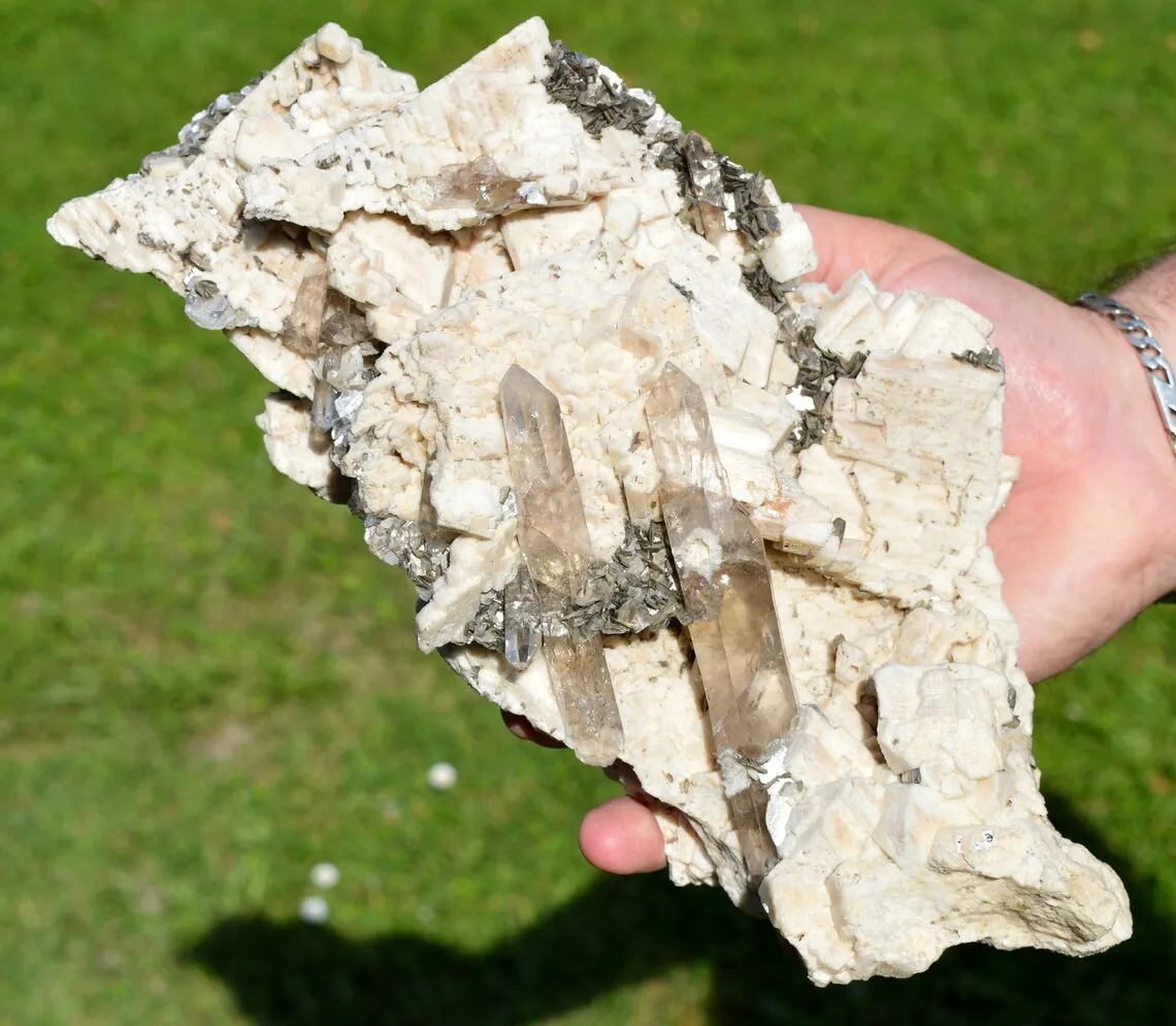 Smoky Quartz & Orthoclase Muscovite 1840 grams - Linópolis, Minas Gerais, Brazil - image 1