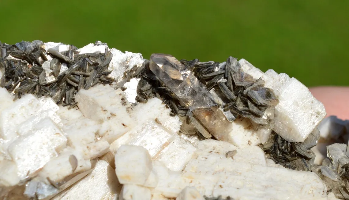 Smoky Quartz & Orthoclase Muscovite 1840 grams - Linópolis, Minas Gerais, Brazil - image 6