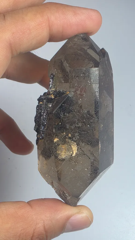 Smoky quartz with Hematite from Pakistan - image 2