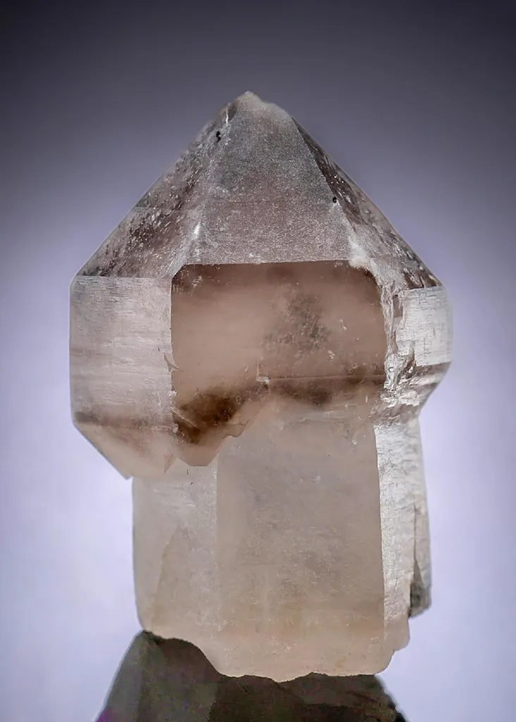 SMOKY SCEPTRE Quartz image