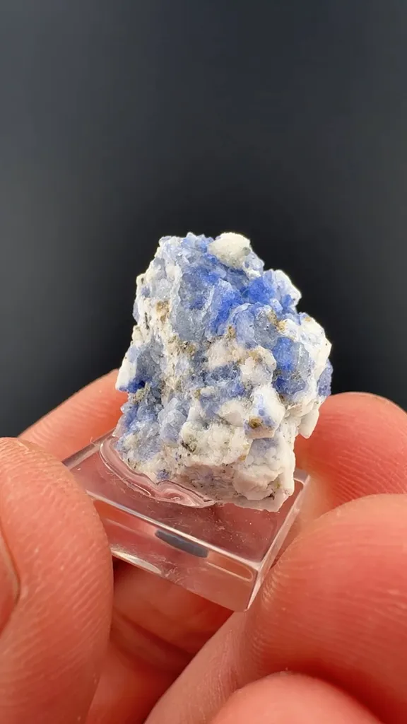 Sodalite image