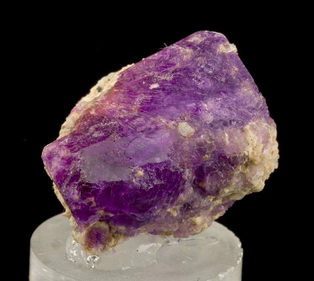 Sodalite Var. Hackmanite - image 6