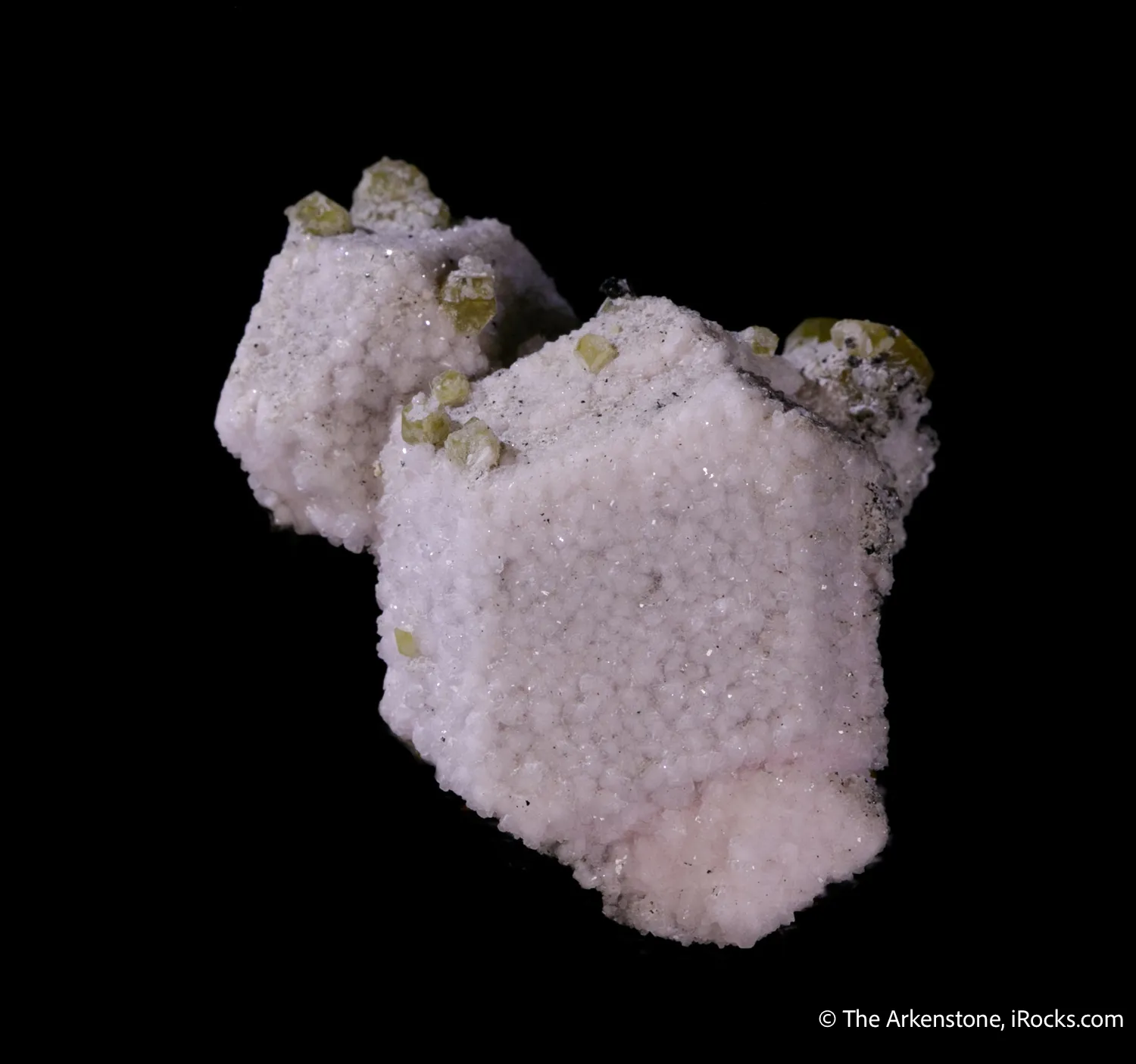 Sodalite var. Hackmanite - image 1